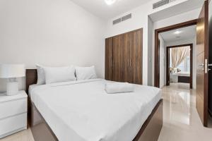 Free housekeeping visits during your stay - StayShort - Family Villa for 6 with Waterpark Access