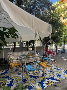 Apartments & Rooms Voglis House