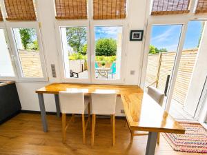 appartement confortable avec grande terrasse proche plage et port
