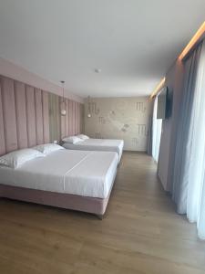SACA HOTEL