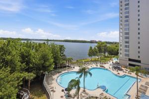 Lakeview Luxe Escape Near Disney Fireworks!