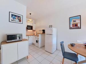 Apartment Parc de Pontaillac-32 by Interhome