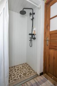 Historic 70m2 Farmhouse - 3 Rooms, Terrace - by Rentujemy