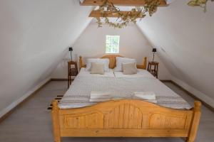 Historic 70m2 Farmhouse - 3 Rooms, Terrace - by Rentujemy