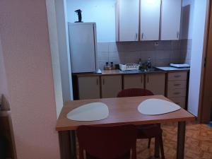 Apartment Riki 3 near Bus Station