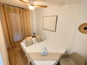Travel Habitat Orriols - Torrefiel Apartment