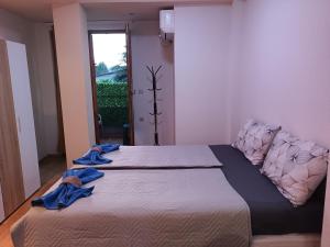 Apartment Riki 3 near Bus Station