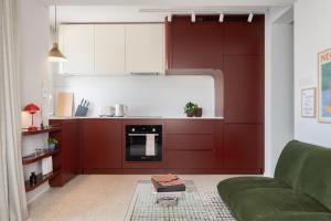 Scenic Harbor Apartment in Historic Three Cities