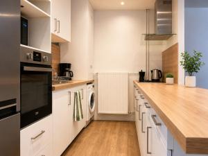 appartement chaleureux tout equipe a deux pas du centre d angers - 8-10 pers