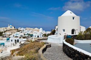 Elegant Santorini House 1 Bedroom Villa Windswept House Amazing Caldera