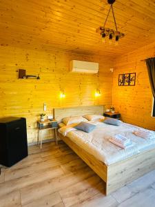 Wood Nest Curtea de Argeș - Cabană de vacanță în natură