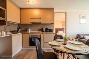 HOM I Parking, WiFi, Vista parcial al Lago, 2D2B, Calefacción Central