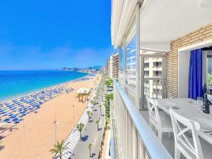 Seafront Beach Corner Apartment