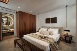 Anora Naxos Suites