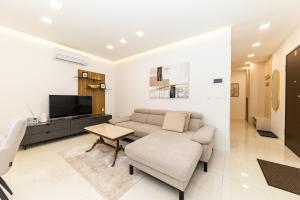 Porto Sole by Belmont Realty