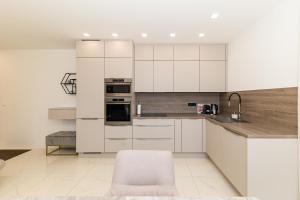 Porto Sole by Belmont Realty