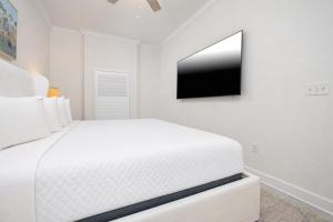 Phoenix Gulf Towers 1506 condo
