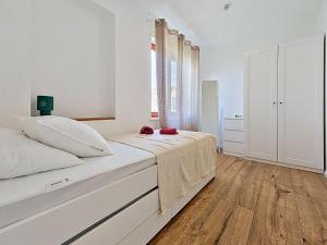 Apartment Dalero 1 by Interhome