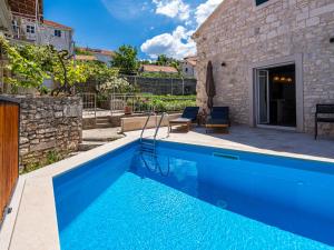 Holiday Home Nina by Interhome