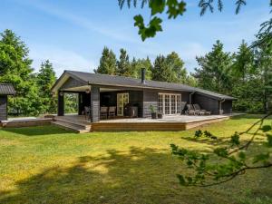 Holiday Home Bengta - from the sea by Interhome