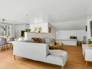 Holiday Home Bengta - from the sea by Interhome