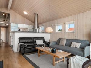 Holiday Home Nomi - 100m from the sea by Interhome
