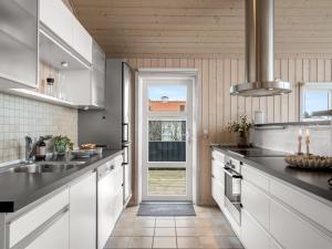 Holiday Home Nomi - 100m from the sea by Interhome
