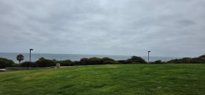 Lobeiro Lookout- Walk to Beach Peekaboo Ocean View