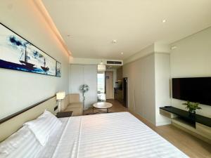 Studio in Citadines Marina Ha Long