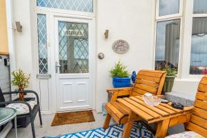 First Floor Studio Apartment at Sea-Cote