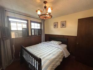 5 BDRS Farmhouse, Hiking, animals, Safari, Border