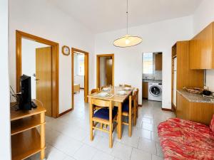 Beach Apartment with Private Parking in Jesolo