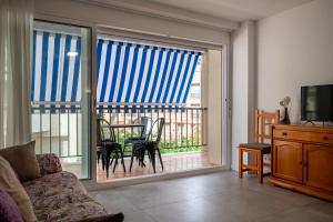 AT129 Apartamento en primera línea de la playa