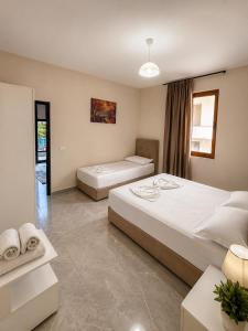 Molla Hotel Restorant