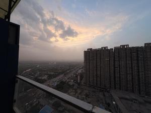 Apex Heritage Comfort Stay Gaur City Centre Noida