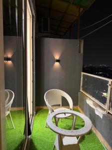 Apex Heritage Comfort Stay Gaur City Centre Noida
