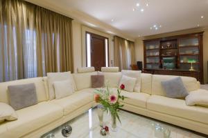 Villa Foni Garitsa Corfu Private Jacuzzi