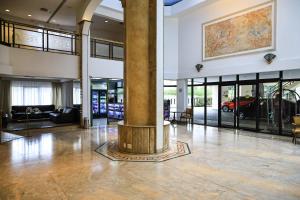 Ninety Hotel