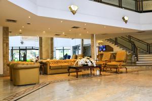 Ninety Hotel