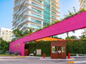 ICON Oceanview Retreat by Monyxbnb
