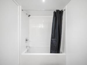The Grand Oasis Suites Toronto - Downtown Entertainment District