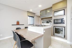 Apartamento com Varanda e Ar no Centro de Blumenau