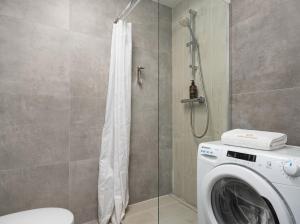 Close-Golden Apartments- City Center - One Bedroom Apartment - Kredytowa