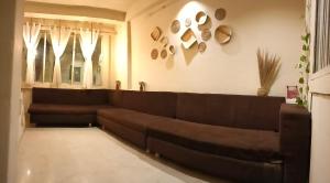 Aneya living