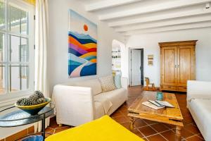 Villa-Atreju-fuer-bis-zu-10-Personen-mit-Pool-Gaestehaus-Top-Ausstattung