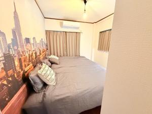 LEON RESORT HOTEL Max14people Shinosaka 1min Higashimikuni 4min Umeda 7min Nanba Shinsaibashi 14min USJ Great location Private House 最大14名 新大阪 新幹線 東三国 梅田 心斎橋 難波 立地最高 大阪観光