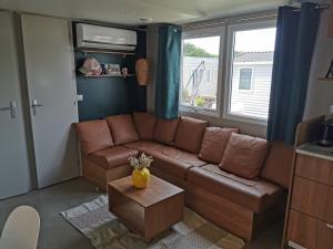 Mobil home MIMIZAN PLAGE climatisé dans camping avec piscine