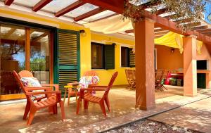 FaMi Beach House