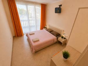 Apartment George - 3 pools, 2 bedrooms & 2 bathrooms