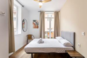 Plaza del Ayuntamiento Suites